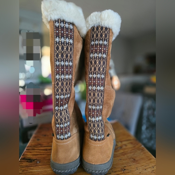 NIB! Cushe Cabin Fever WP Suede Boots size 10 - Picture 8 of 11